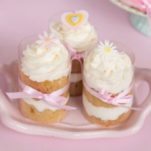Mini naked cakes