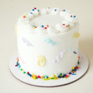 Mini pastel con chispitas de colores