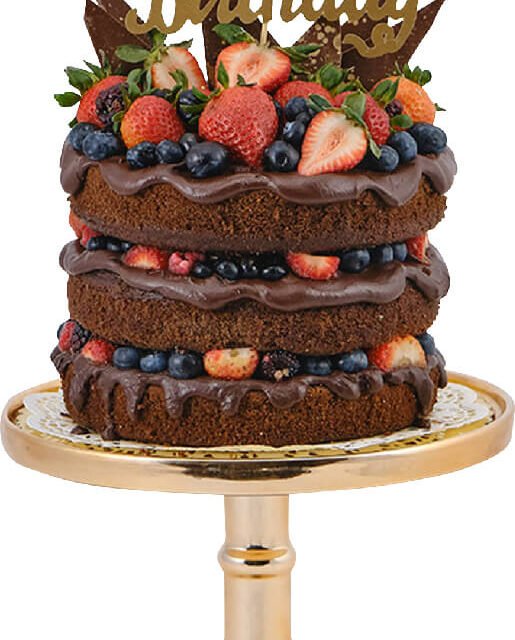 Naked cake con triángulos