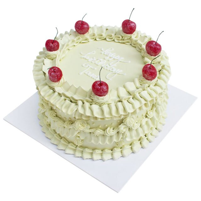 Pastel de fresas con crema 01